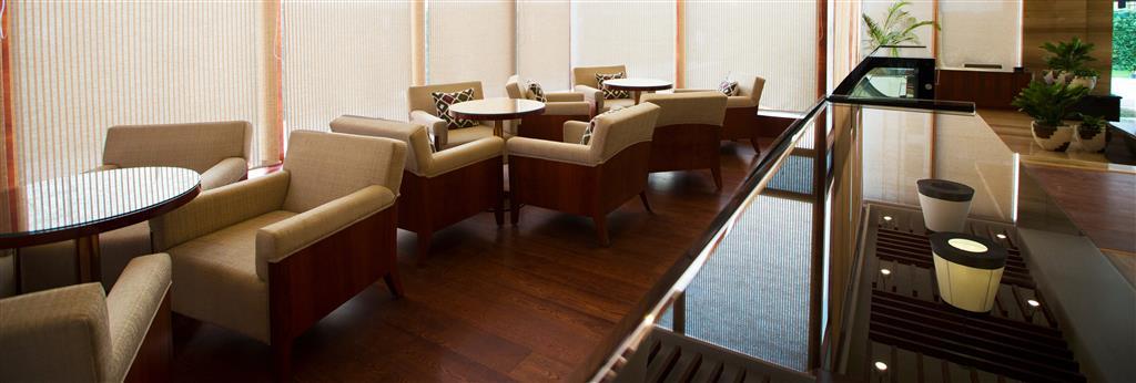 Hotel Ramada By Wyndham Ghaziabad Vasundhara Ristorante foto