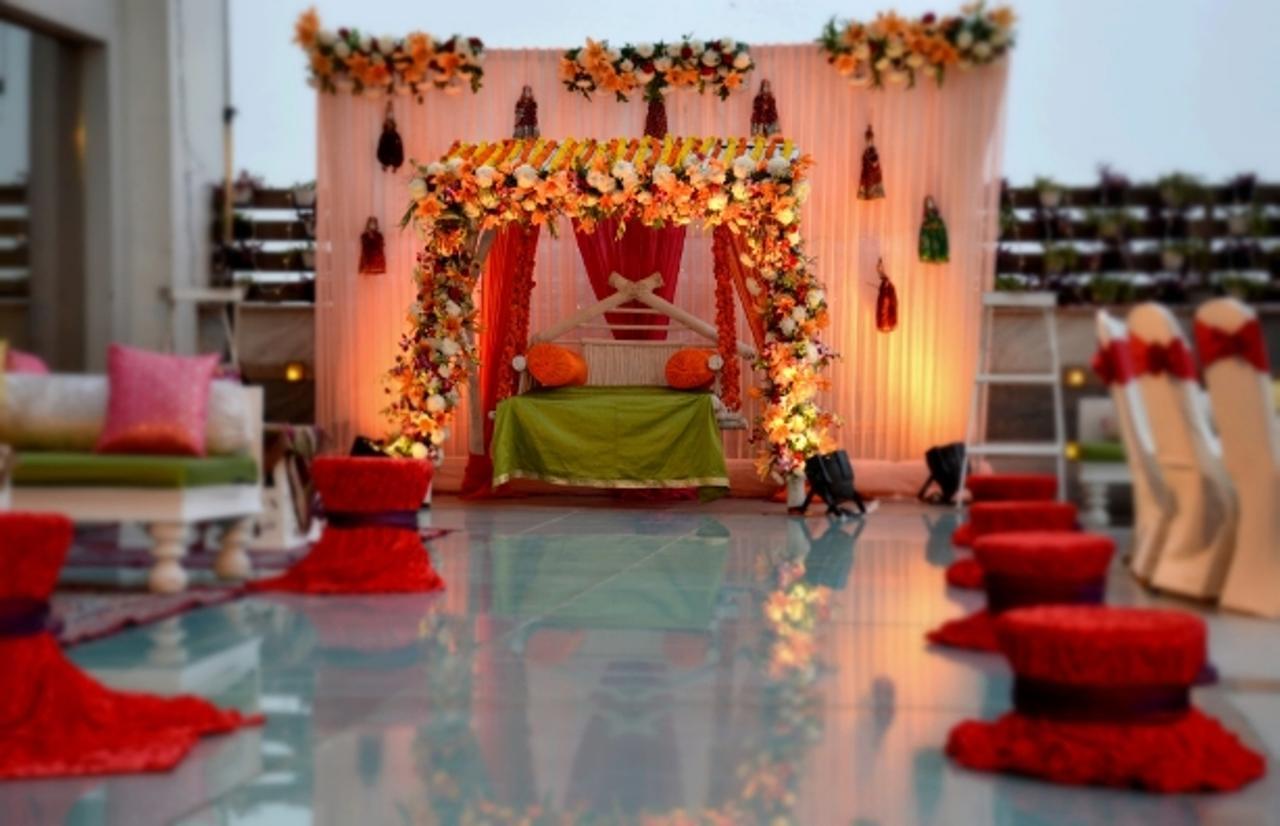 Hotel Ramada By Wyndham Ghaziabad Vasundhara Esterno foto