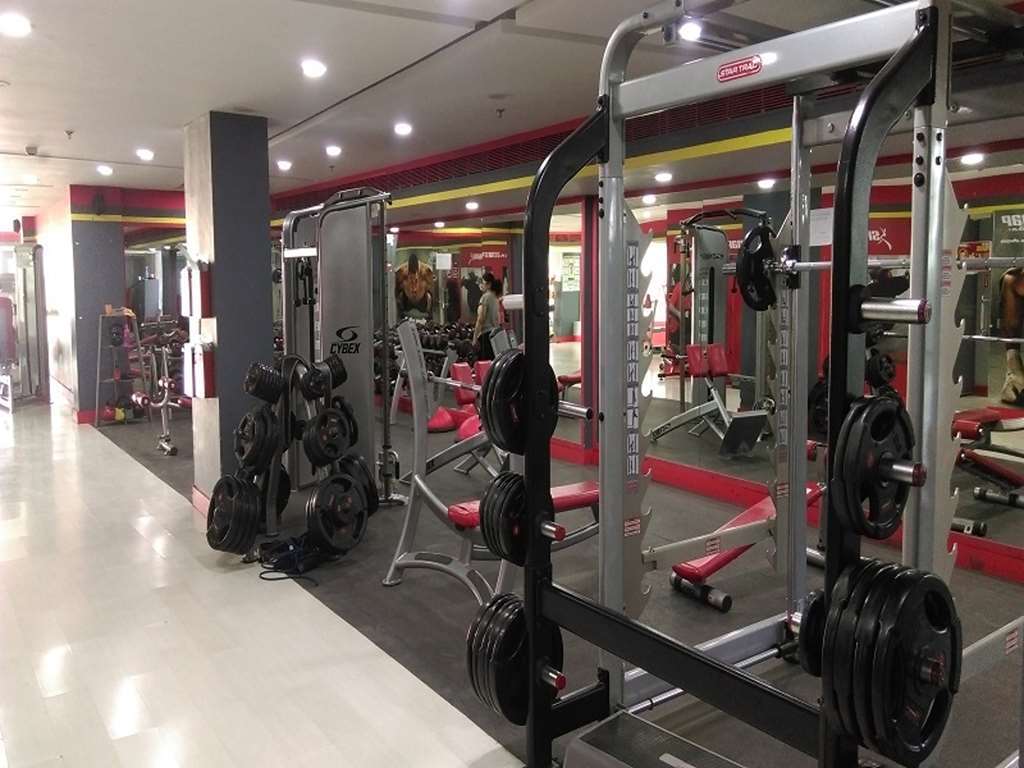 Hotel Ramada By Wyndham Ghaziabad Vasundhara Servizi foto