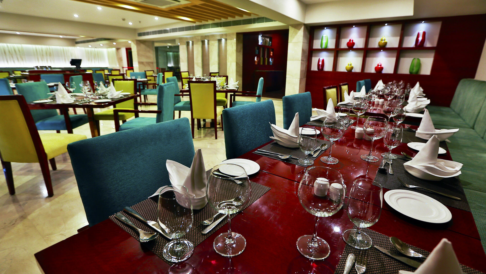 Hotel Ramada By Wyndham Ghaziabad Vasundhara Esterno foto
